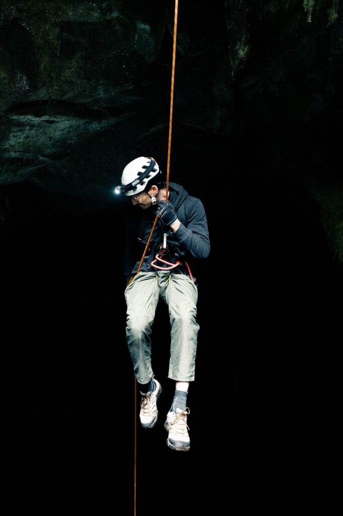 data-title="Tournage en falaise"